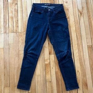 Levi’s high-rise skinny jeans (2010’s vintage)